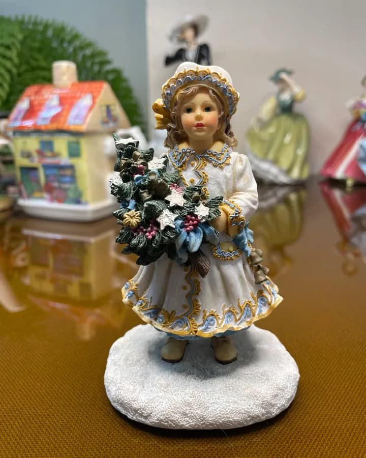 فیگور لئوناردو Snow Maiden؛ دختر برفی