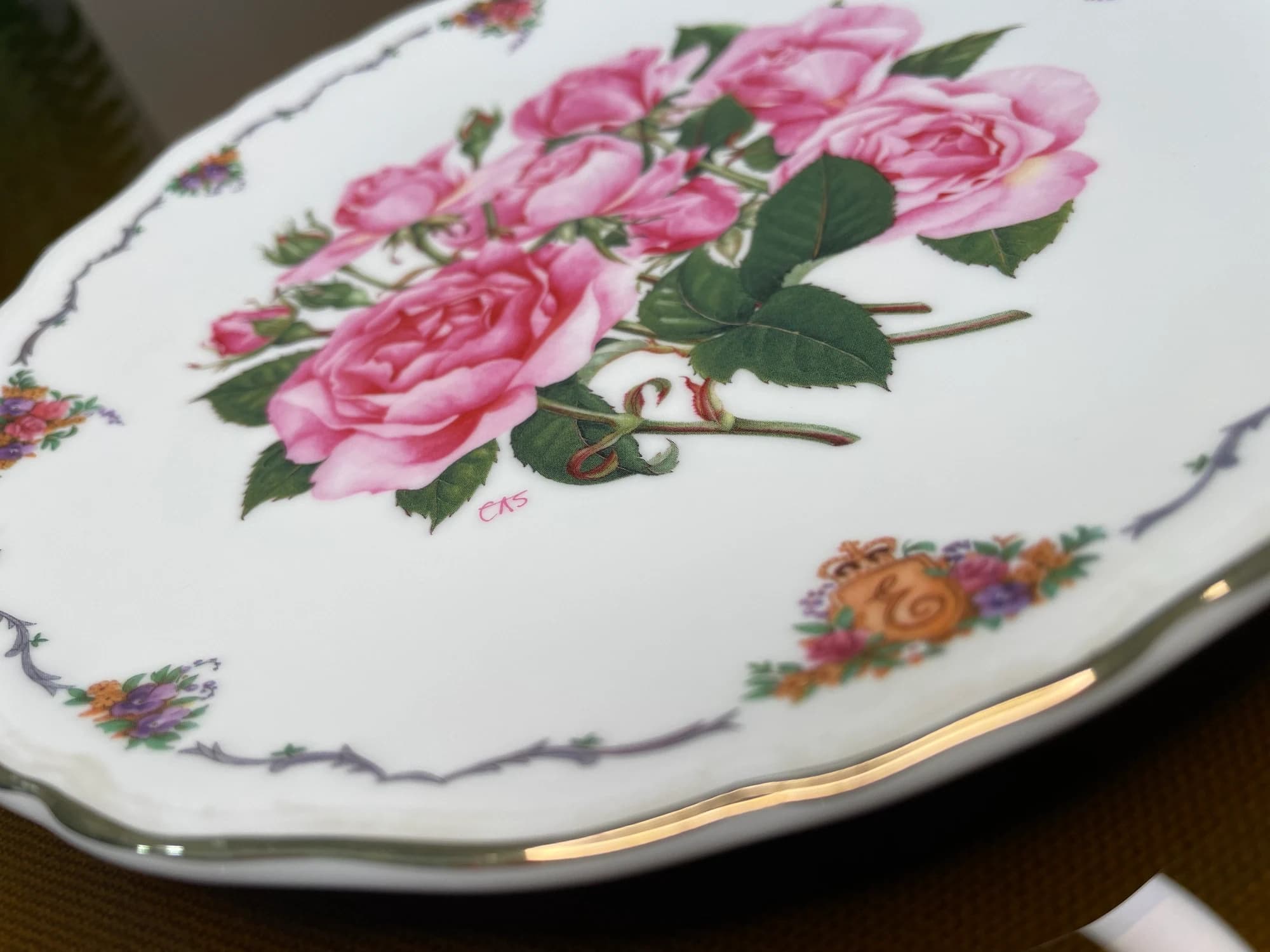 دیوارکوب رویال آلبرت The Queen Elizabeth Rose