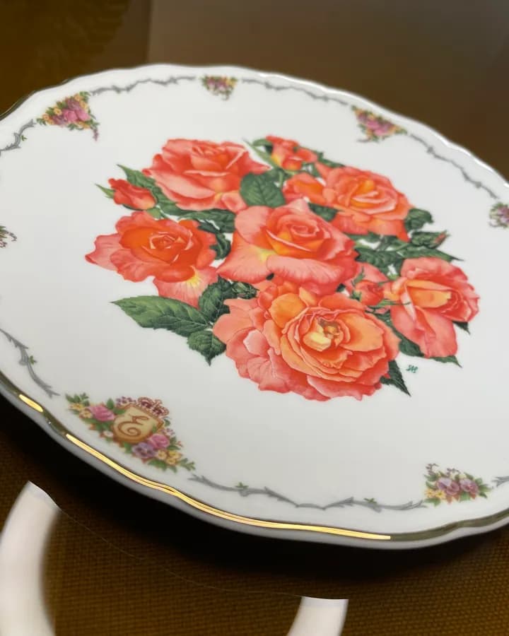 دیوارکوب رویال آلبرت Elizabeth of Glamis؛ رز نارنجی