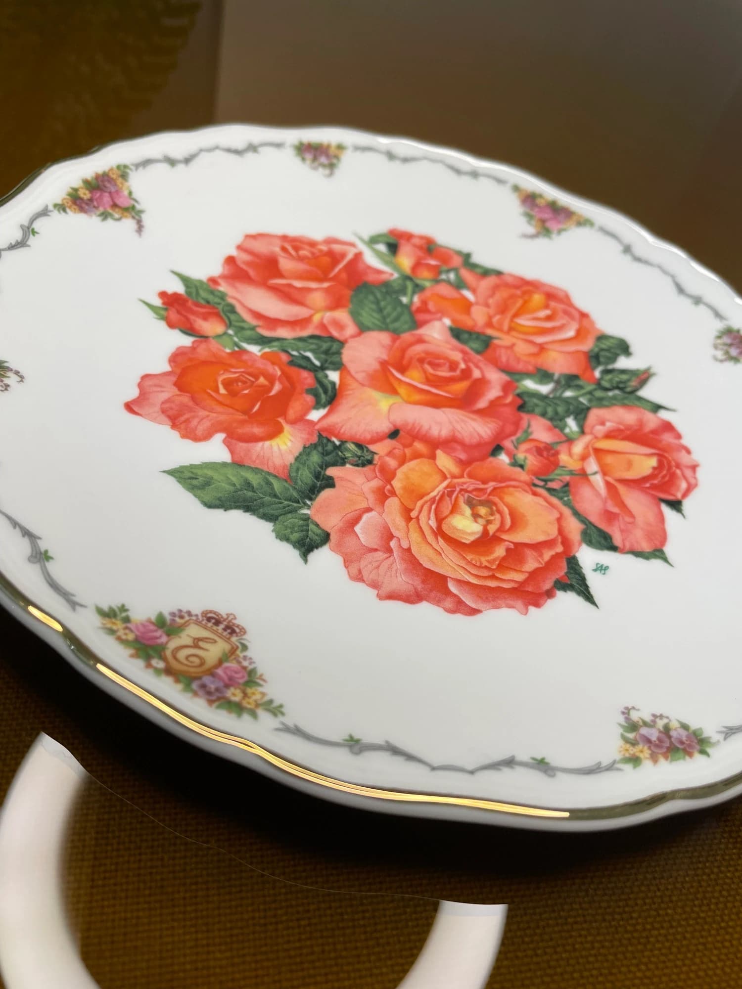 دیوارکوب رویال آلبرت Elizabeth of Glamis؛ رز نارنجی
