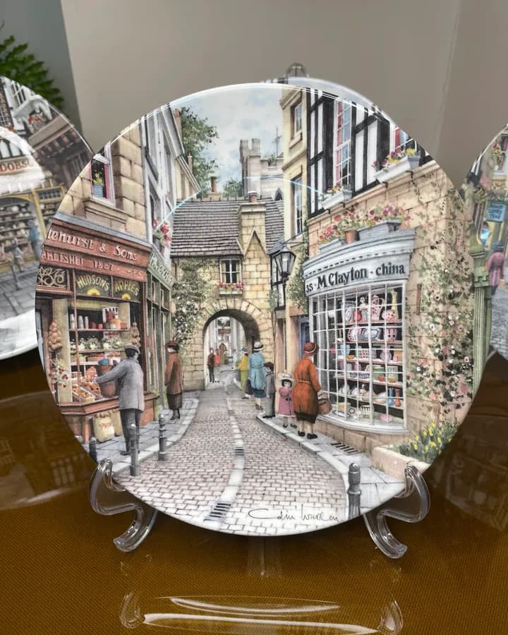 دیوارکوب رویال دالتون چینی‌فروشی The China Shop