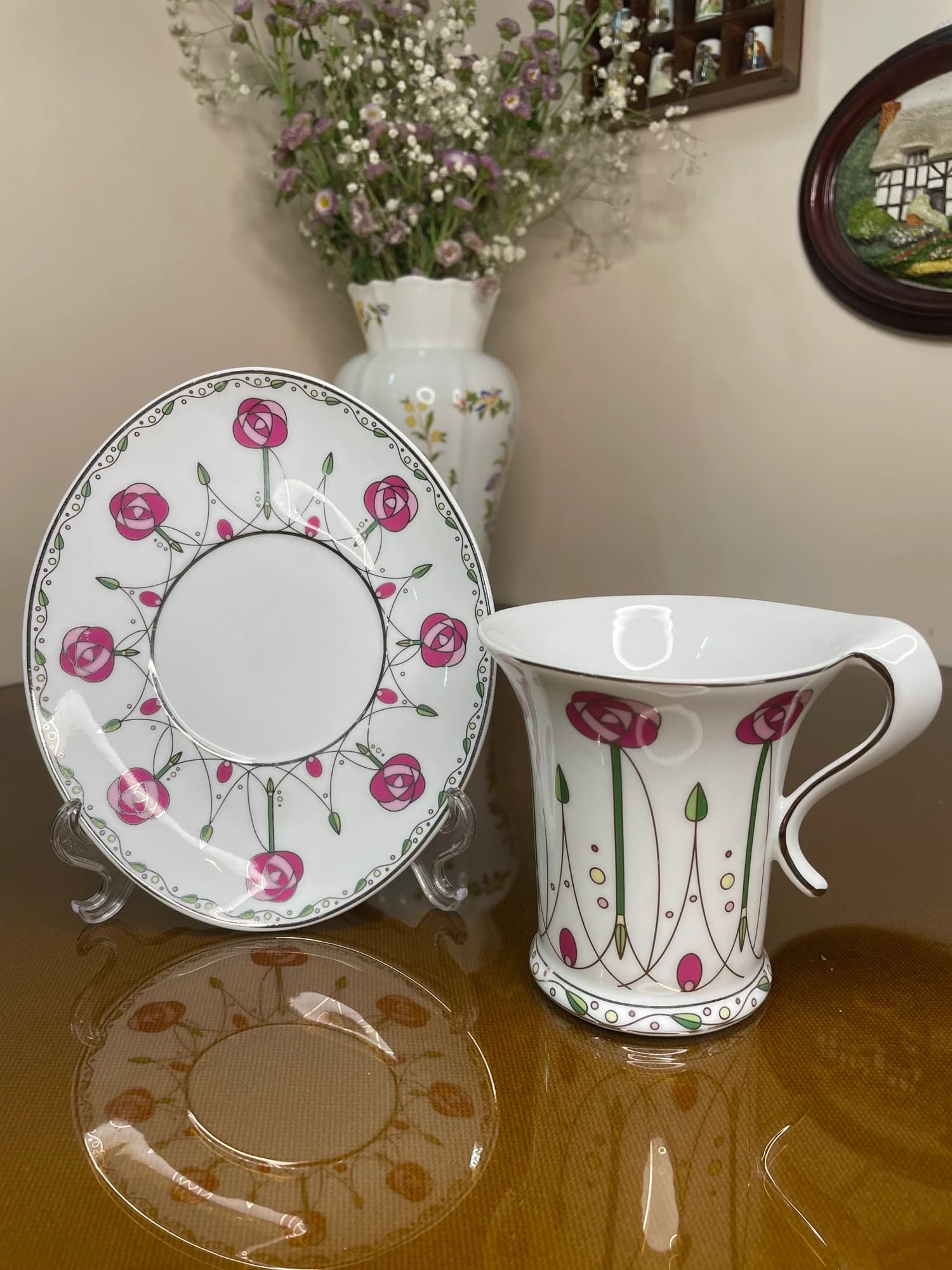 فنجان و نعلبکی لئوناردو رز هندسی صورتی