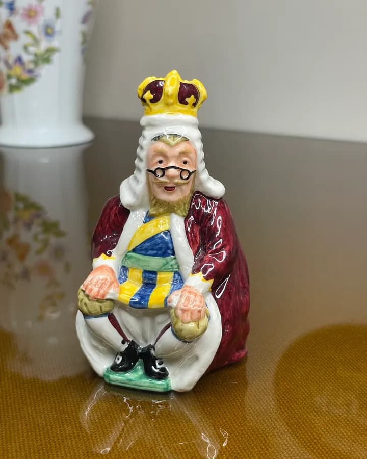 مجسمه بزویک شاه دل King of Hearts؛ مجموعه آلیس